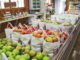 Rayon fruits et légumes supermarché